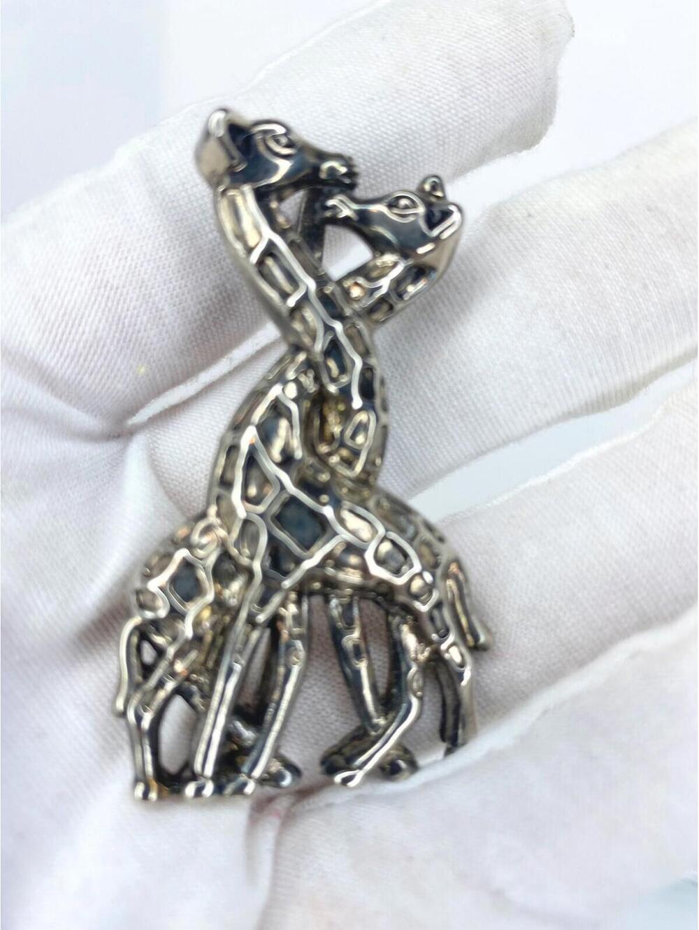 Vintage Pin Brooch Signed Best Giraffes